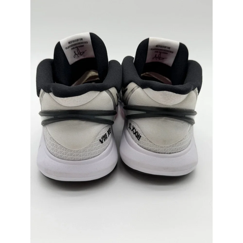 Nike Kyrie Flytrap 6 GS Size 4Y White Black‎ Pink Basketball Gently Worn 0040